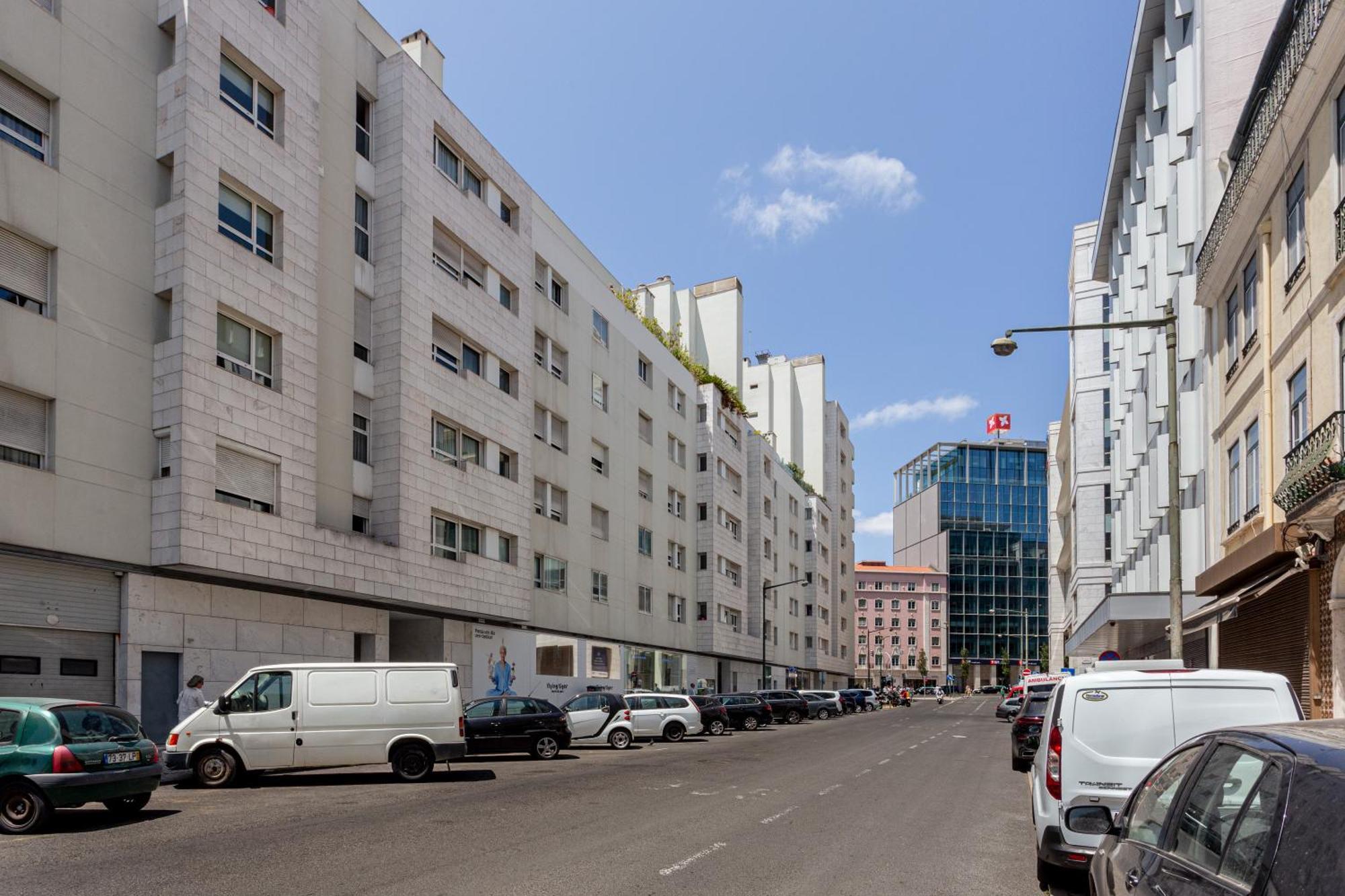 Apartamento Saldanha Retreat 2br & Parking By Host For Us Lisboa